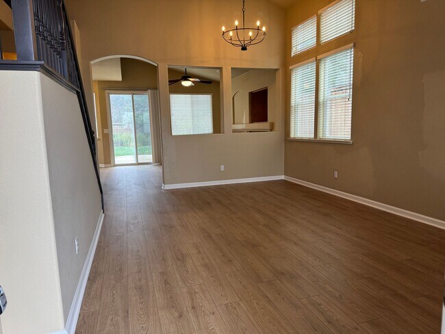 Foto del edificio - Well-maintained Roseville home!