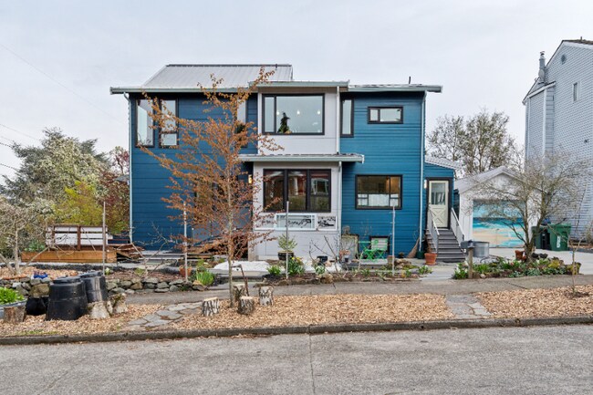 Foto del edificio - 4033 Eastern Ave N