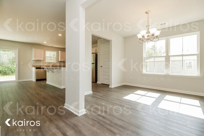 Foto del edificio - 217 Western Red Cedar Dr.