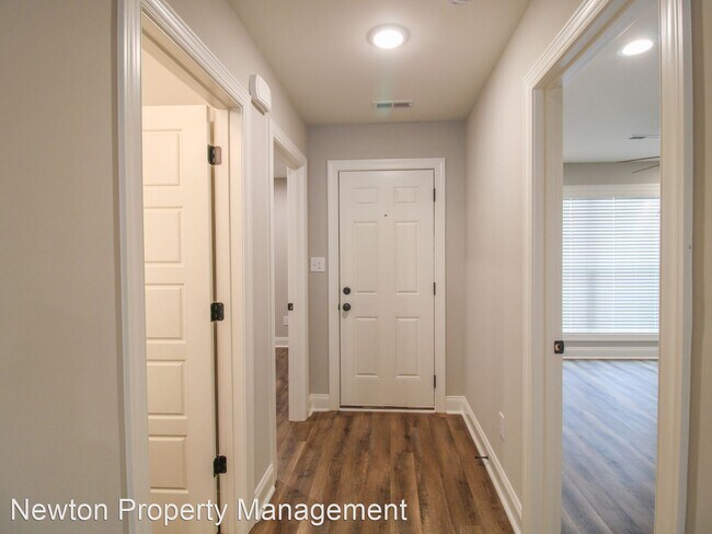 Foto del edificio - 3 br, 2 bath House - 18155 Mae Circle