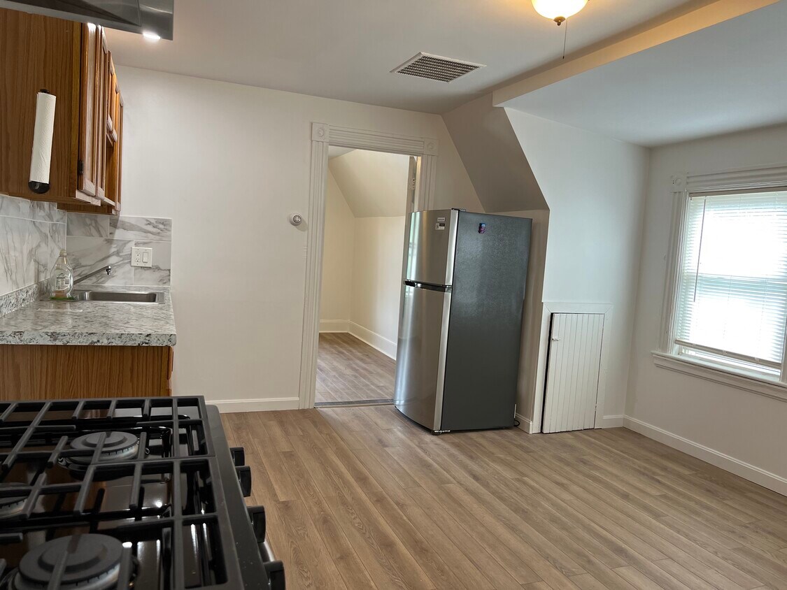 Kitchen/living room - 19 Nelson St