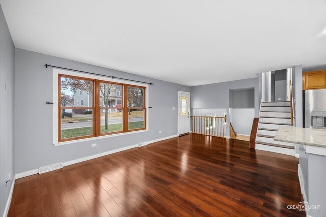 Building Photo - 818 Pleasant Ave