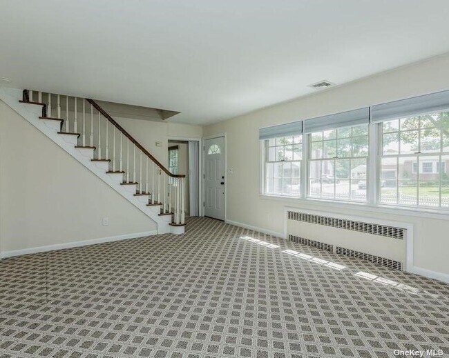 Building Photo - 710 3rd Ave