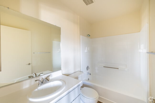 Studio - 400SF - Bathroom - 249 W Alameda Ave Burbank