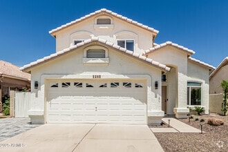Building Photo - 5268 W Pontiac Dr