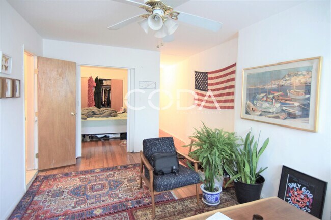 Building Photo - 1672 Gates Ave