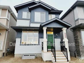 Building Photo - 1693 Cavanagh blvd SW