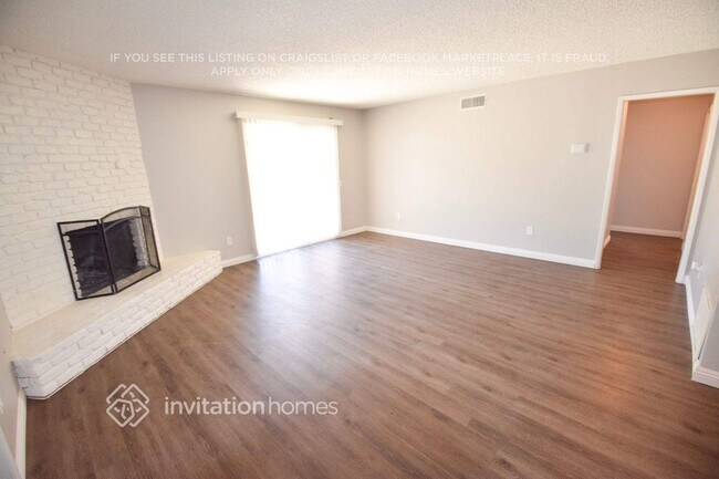 Foto del edificio - 4378 Santee Pl