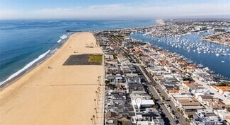 Building Photo - 1113 W Balboa Blvd
