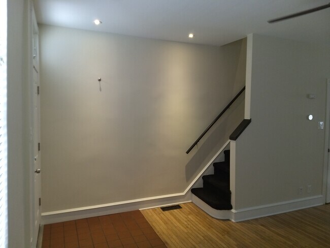 Foto del edificio - 5142 Ranstead St