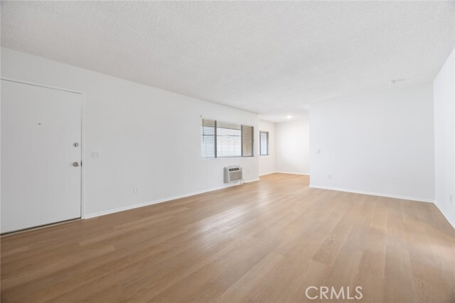 Foto del edificio - 117 S Ave 54