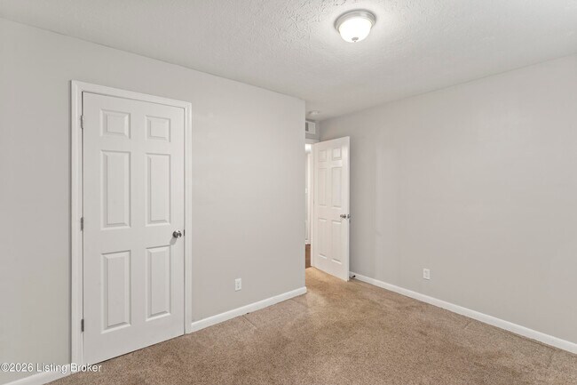 Foto del edificio - 3217 Fordhaven Rd