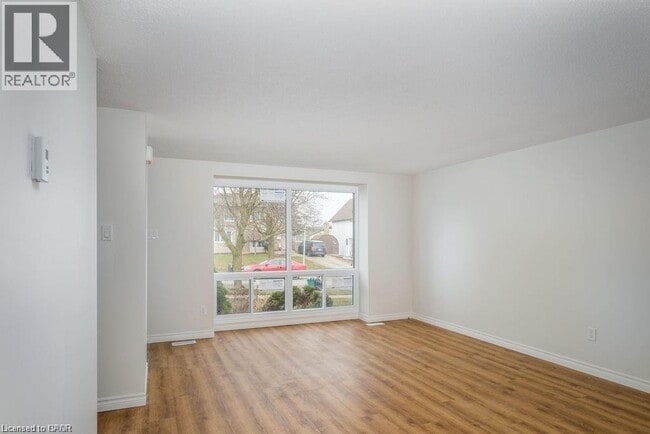 Building Photo - 55 Crehan Crescent