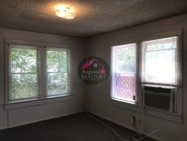 Foto del edificio - Weekly-1517 Avenue D