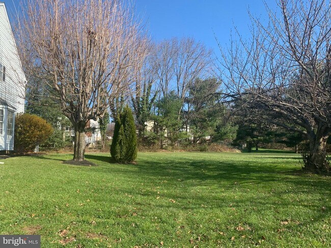 Building Photo - 1457 Landis Cir