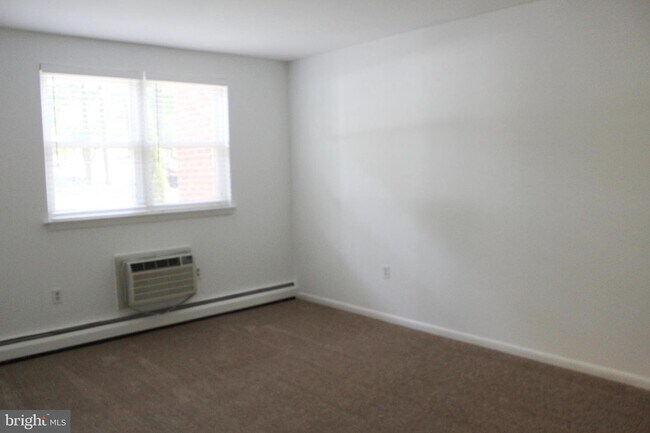Foto del edificio - 333 Lacey Ave