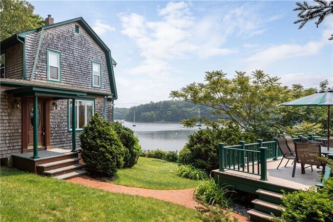 Foto del edificio - 100 Rocky Hollow Rd