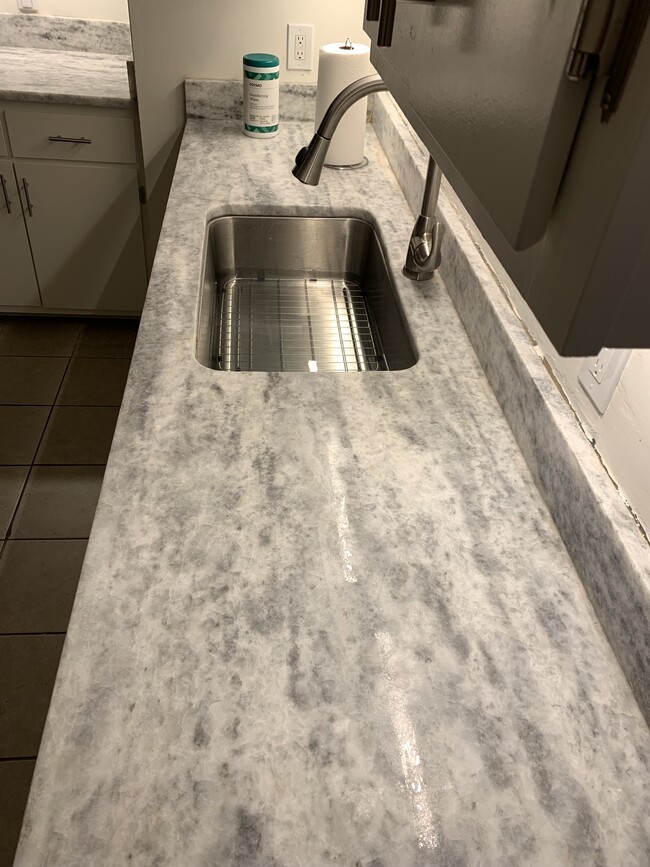 New granite countertops - 1713 Burney Branch Dr