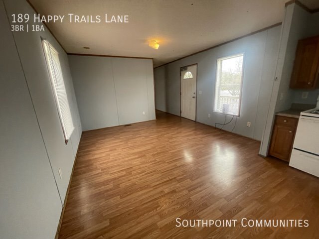 Building Photo - 189 Happy Trails Ln
