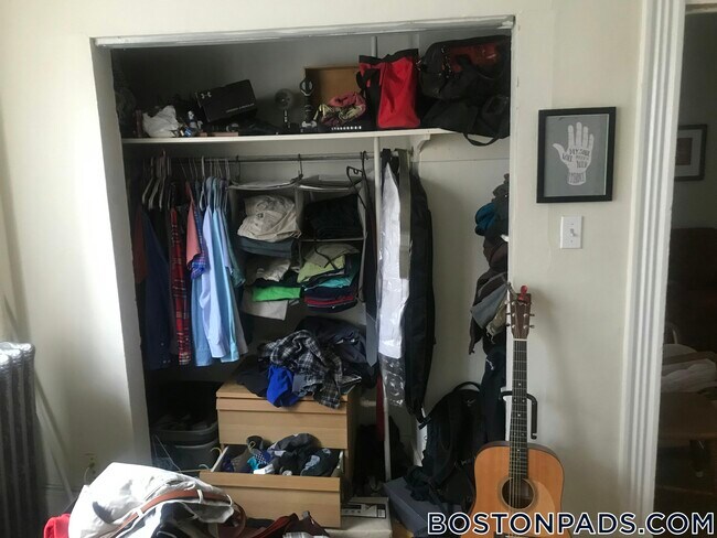 Building Photo - 107 Gordon St