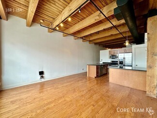 Building Photo - 706 Broadway Blvd