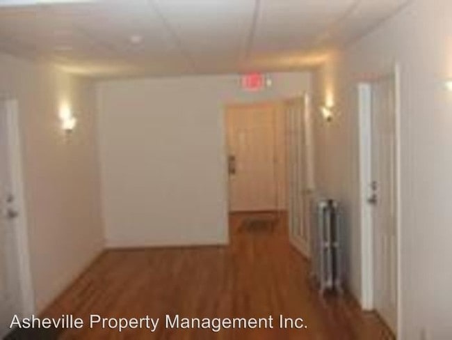 Building Photo - 43 Ravenscroft Dr