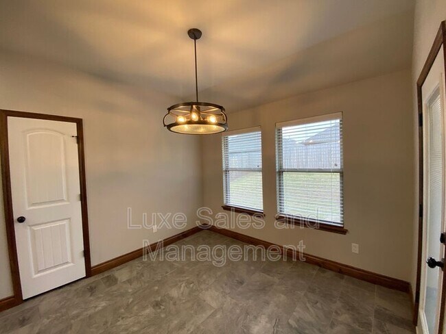 Foto del edificio - 412 Josephine Ct