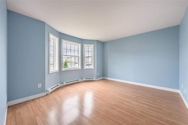 Building Photo - 12 Meeker Pl