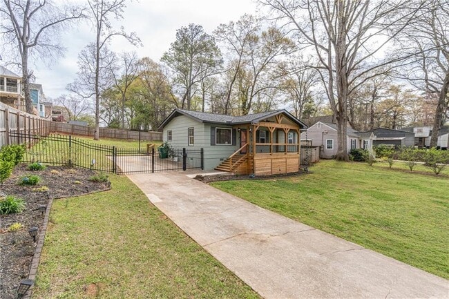 Building Photo - 1660 White Oak Way