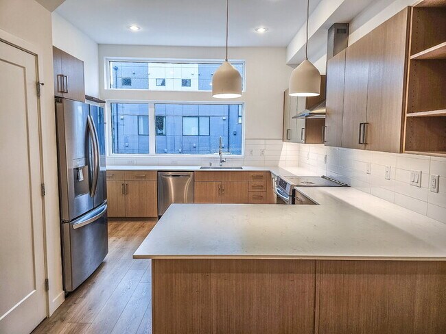 Foto del edificio - 2425 S Plum St