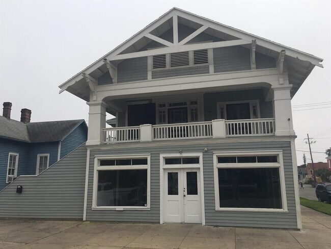 Building Photo - 1127 Postoffice St