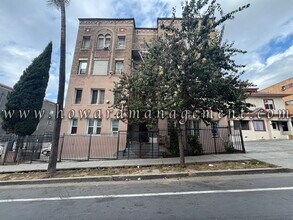 Building Photo - 457 S Bonnie Brae St