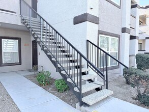 Building Photo - 7255 W Sunset Rd