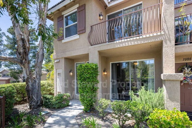 Building Photo - 1082 S St Tropez Ave