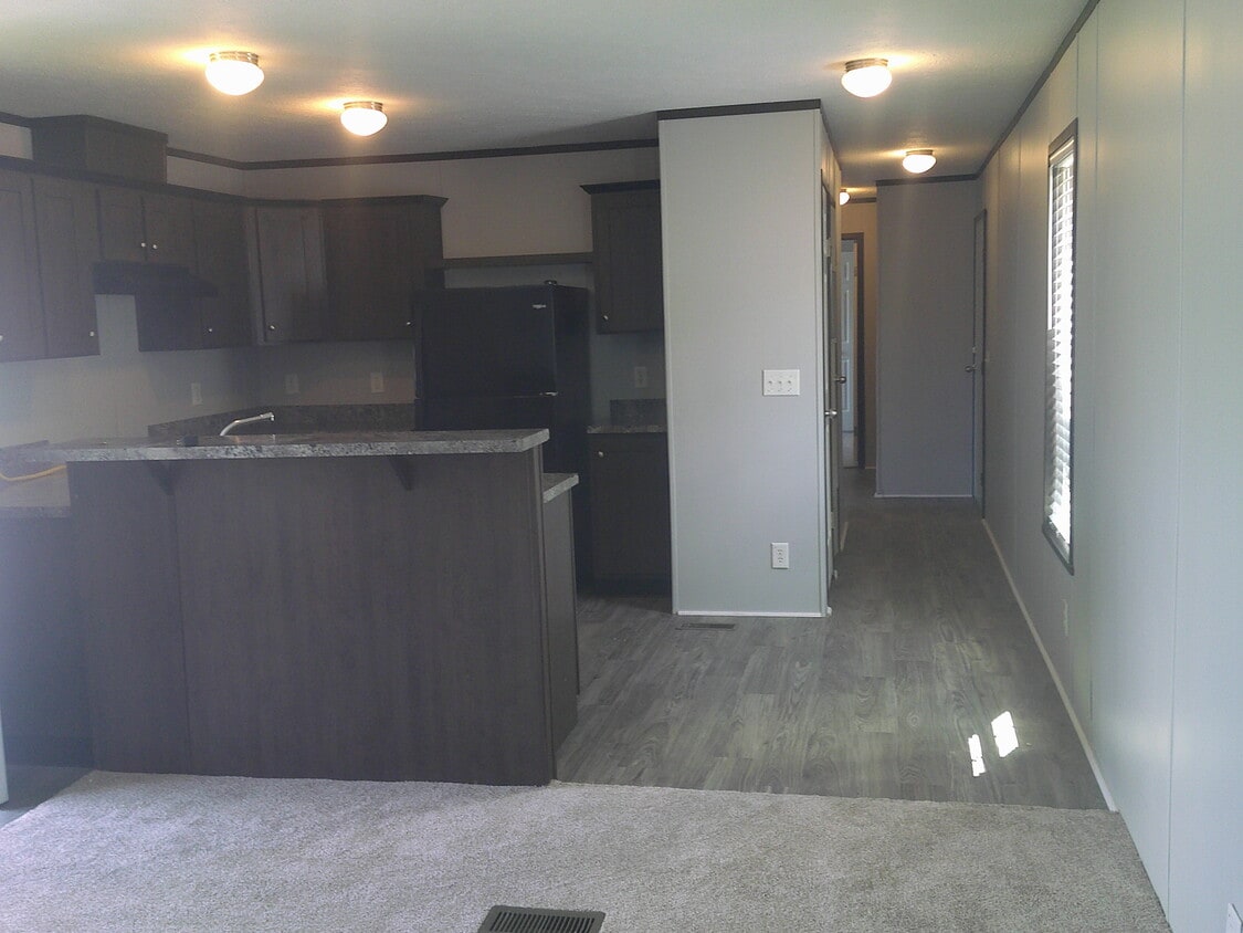 Foto principal - 314 N Green Meadow St SE