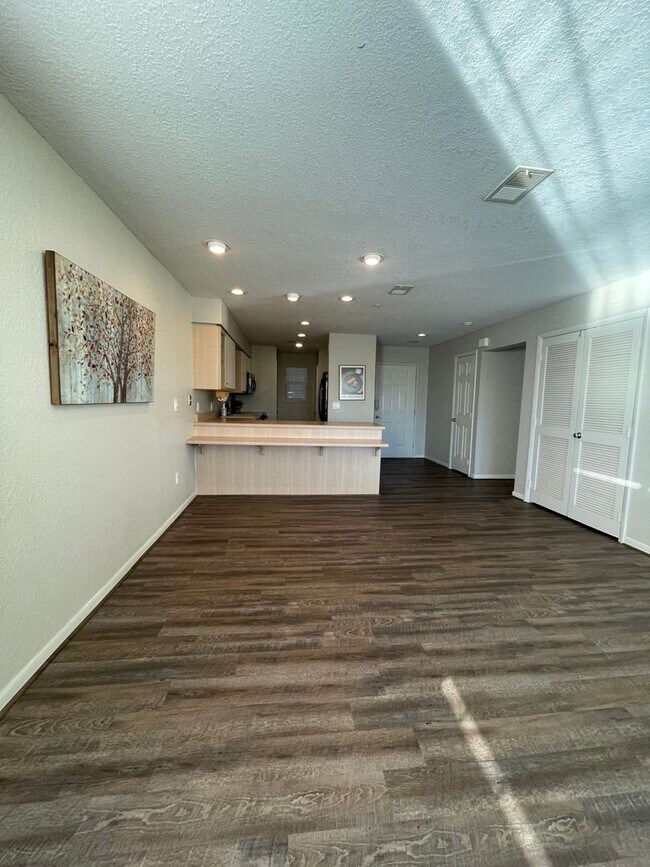 Foto del edificio - 160 W Rockford Dr