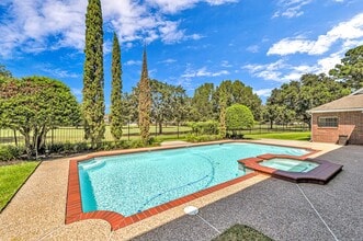 Building Photo - 21410 Ganton Dr