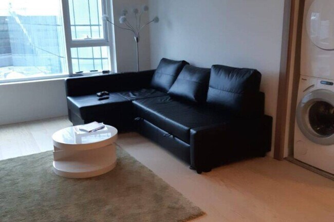 Photo du bâtiment - 38 Smithe St