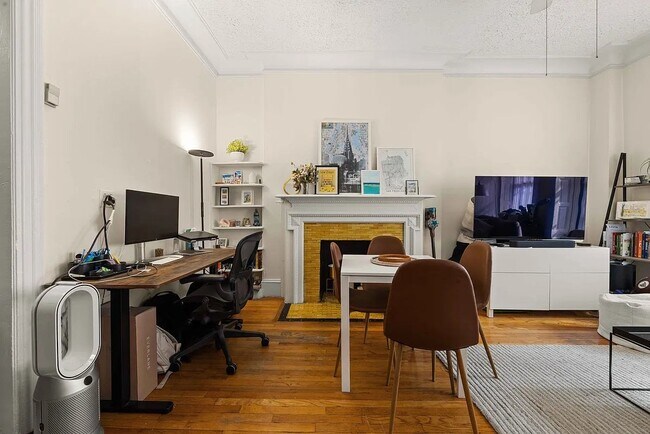 Foto del edificio - 139 W 80th St