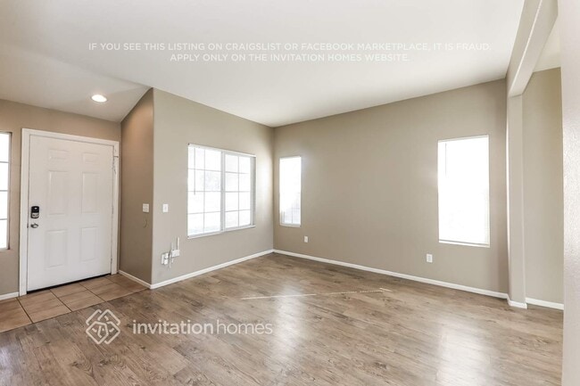 Building Photo - 1677 Mesquite Vista