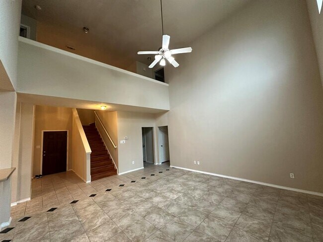 Foto del edificio - 21630 Grand Hollow Ln