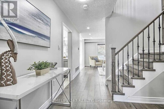 Photo du bâtiment - 32 Poplar Plains Rd