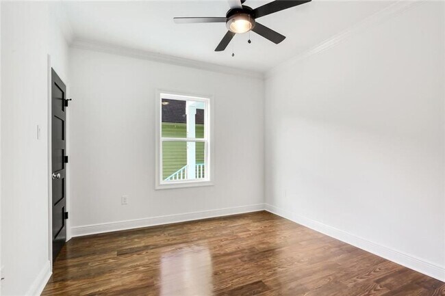 Foto del edificio - 2324-26 Allen St