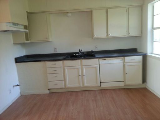 Foto del edificio - 12966 Sartin Rd