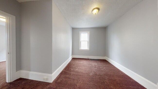 Building Photo - 3332 Walton Ave