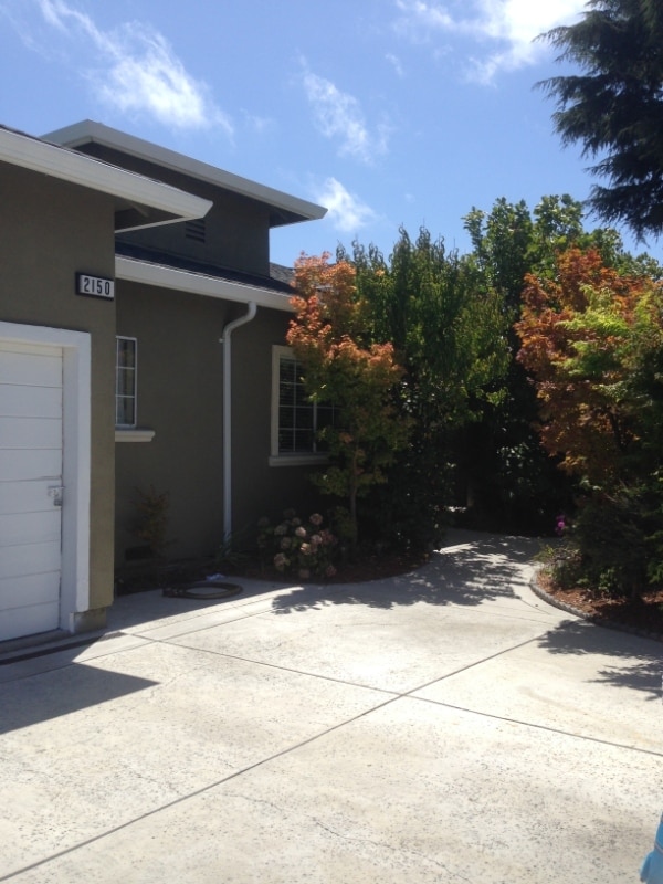 Photo - 2150 Clarke Ave