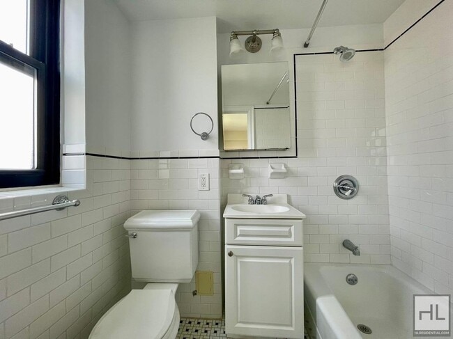 Building Photo - AMSTERDAM AVENUE