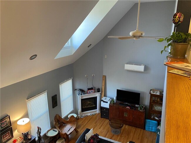 Building Photo - 101 John Kesson Ln