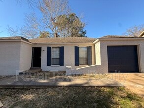 Building Photo - 4987 Scenicwood Cove