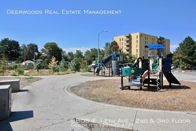 Foto del edificio - 8805 E 12th Ave